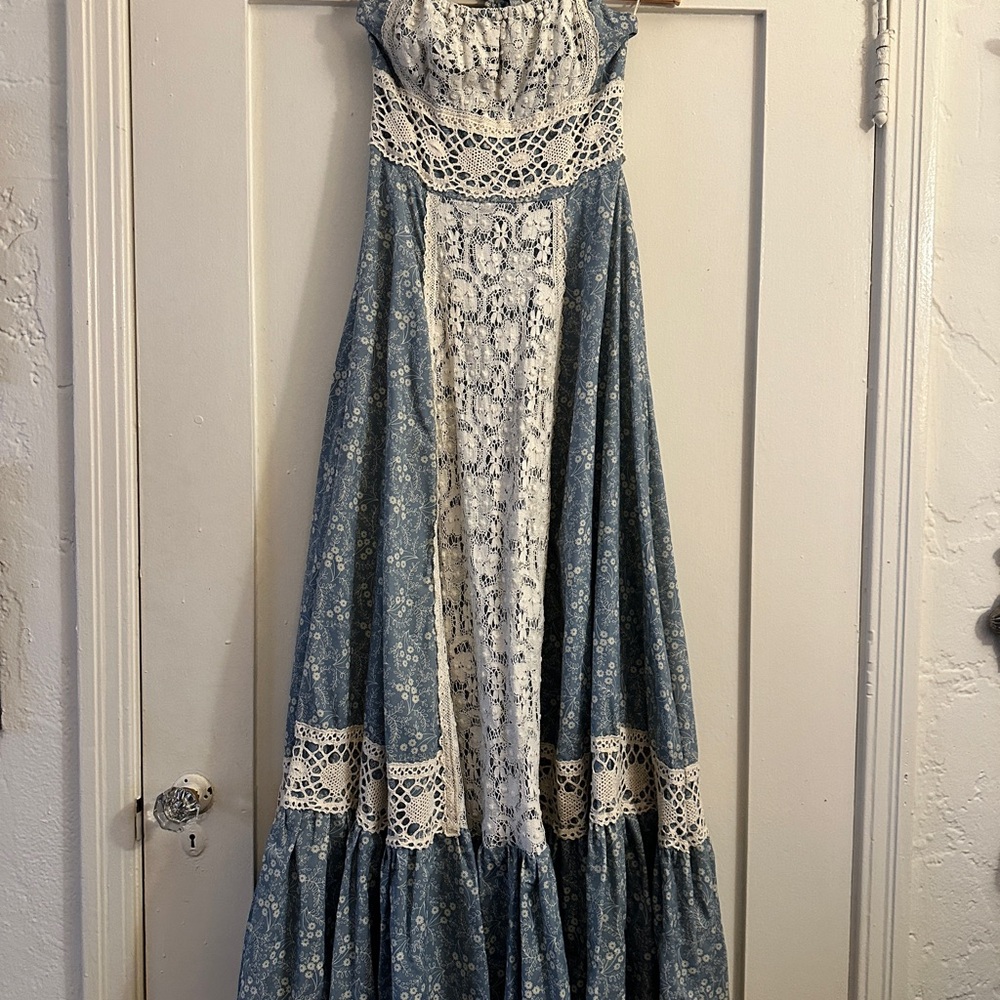 Vintage Gunne Sax Blue and White Lace Halter Dress - Picture 9 of 9